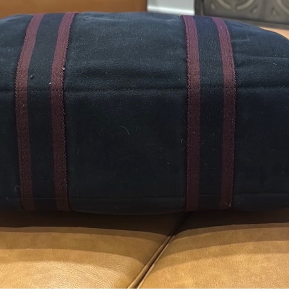 Hermes Paris Fourre Tout Burgundy and Black Tote Bag 16.75x11.5 - Picture 3 of 11